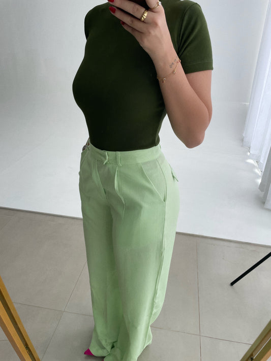 Calça Emma verde bebê